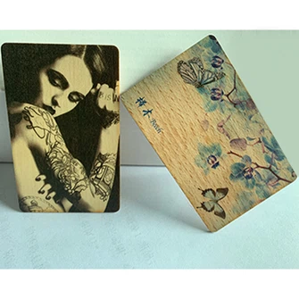 Holzkarte mit Vollfarbdruck